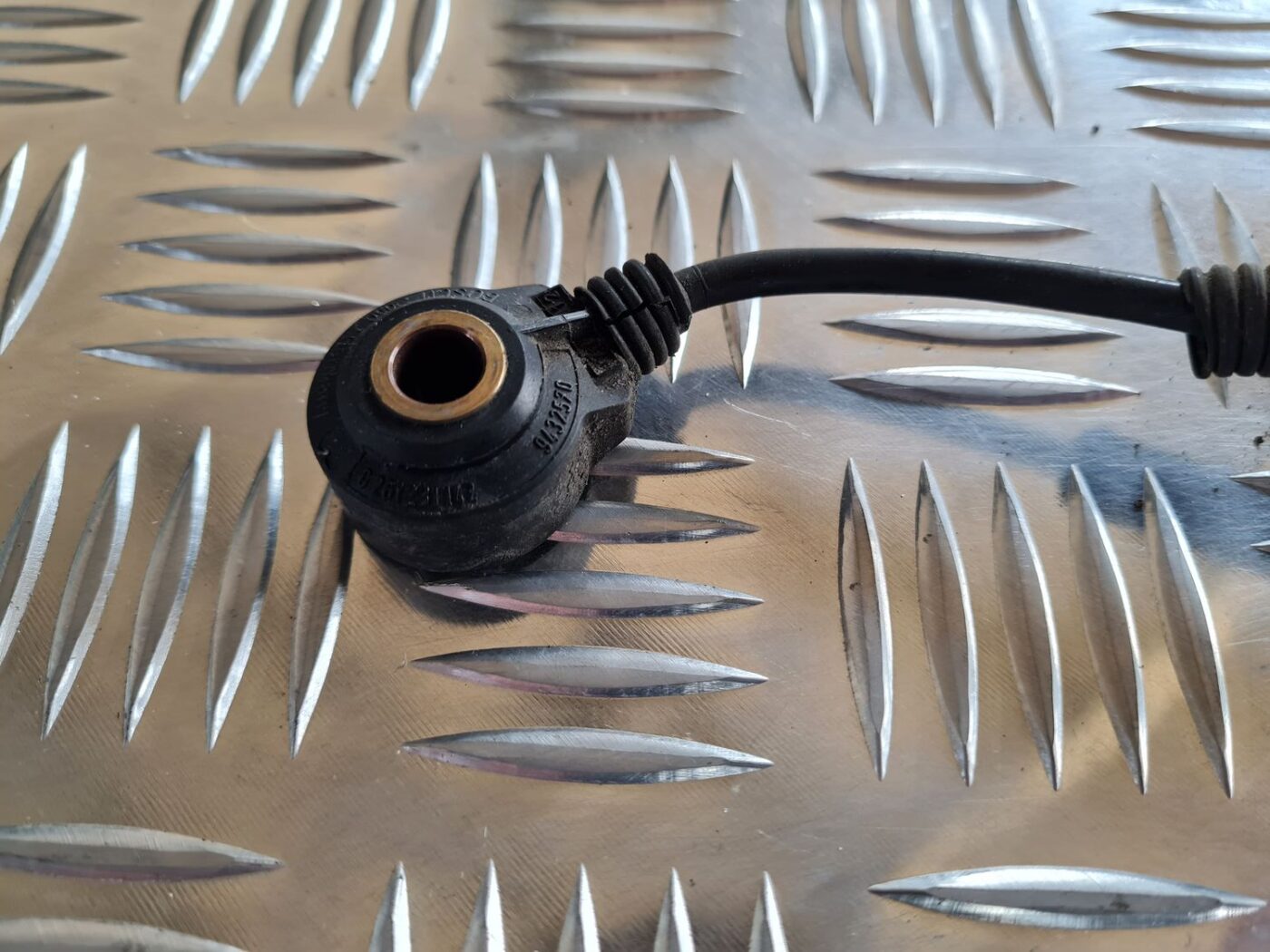 Detonācijas dēvējs priekš VOLVO S60 2008 4 Detonācijas dēvējs priekš VOLVO S60 2008