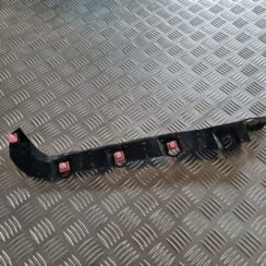 Aizmugurējā spārna un bufera stiprinājums priekš SUBARU LEGACY 2010