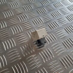 Pagrieziena lukturu releja priekš SUBARU LEGACY 2010