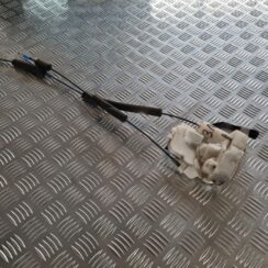 Aizmugurējo kreiso durvju slēdzene priekš SUBARU LEGACY 2010