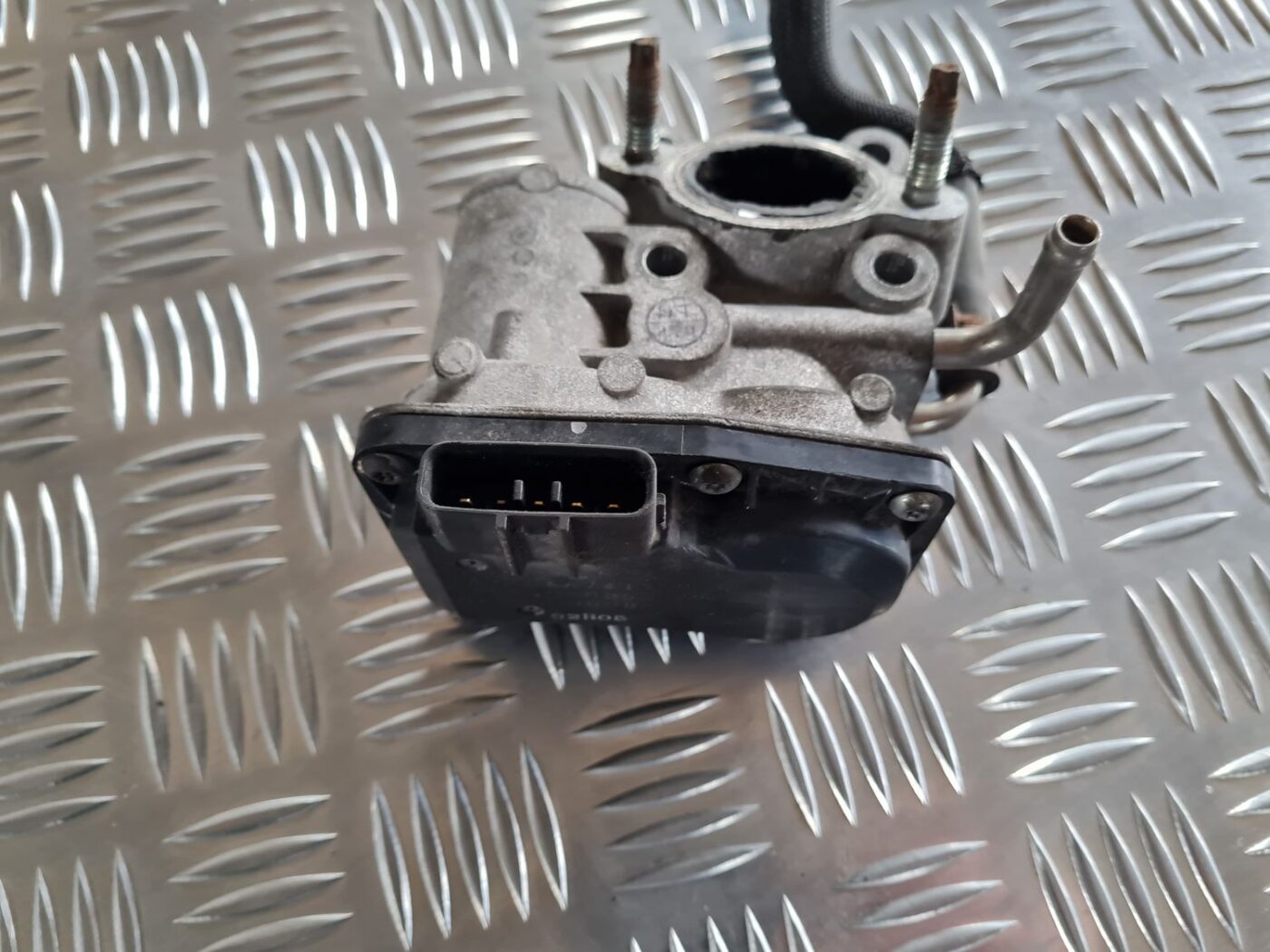 EGR vārsts priekš SUBARU LEGACY 2010 2 EGR vārsts priekš SUBARU LEGACY 2010