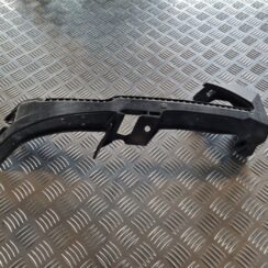 Priekšēja bufera kronšteins priekš SUBARU LEGACY 2010