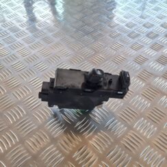 Pasažiera durvju slēdža pogas priekš VOLVO V70 2006