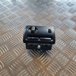 Gaismas slēdzis priekš VOLVO V70 2006