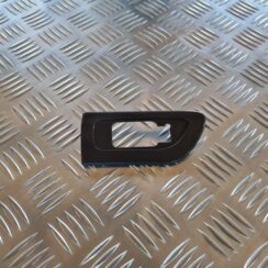 Priekšēja spārna uzlika/moldings priekš VOLVO V70 2006