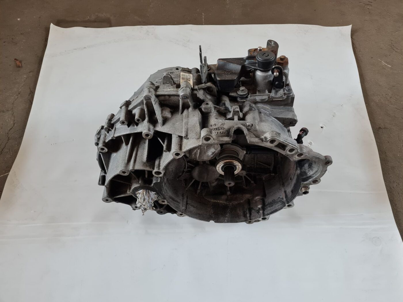 Mehāniska pārnesumkārba priekš VOLVO V70 2006 1 Mehāniska pārnesumkārba priekš VOLVO V70 2006