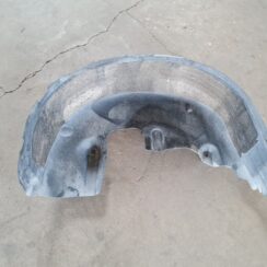 Aizmugurējais labais paspārns priekš VOLVO V70 2006