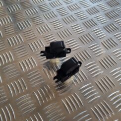 Stikla pacelšanas poga priekš NISSAN X-TRAIL 2002