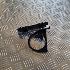 Krūzes turētājs priekš NISSAN X-TRAIL 2002