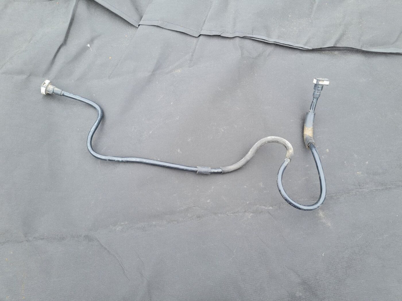 Degvielas caurule priekš FORD C-MAX 2011 1 Degvielas caurule priekš FORD C-MAX 2011