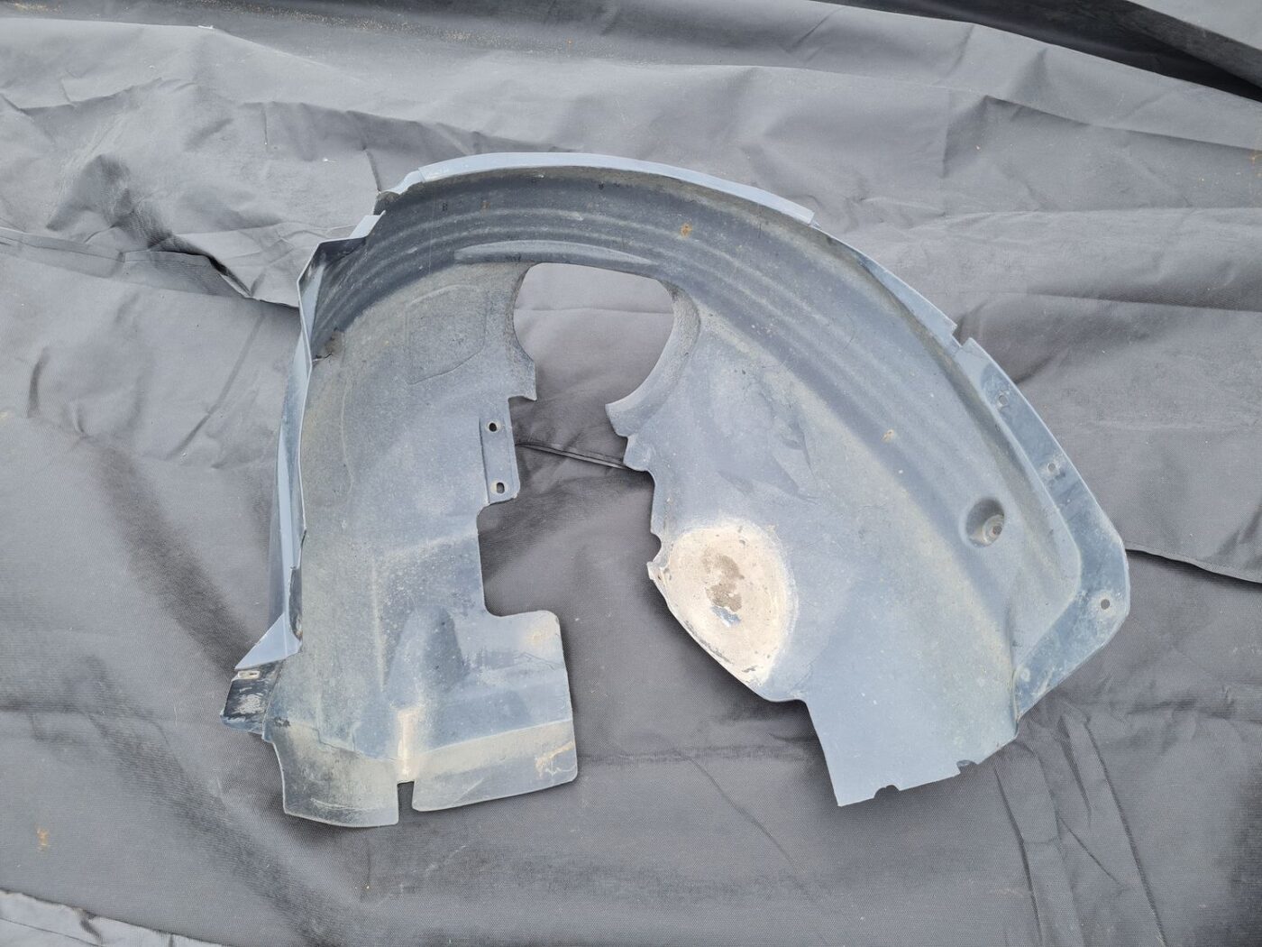 Priekšējais kreisais paspārns priekš FORD C-MAX 2011 1 Priekšējais kreisais paspārns priekš FORD C-MAX 2011