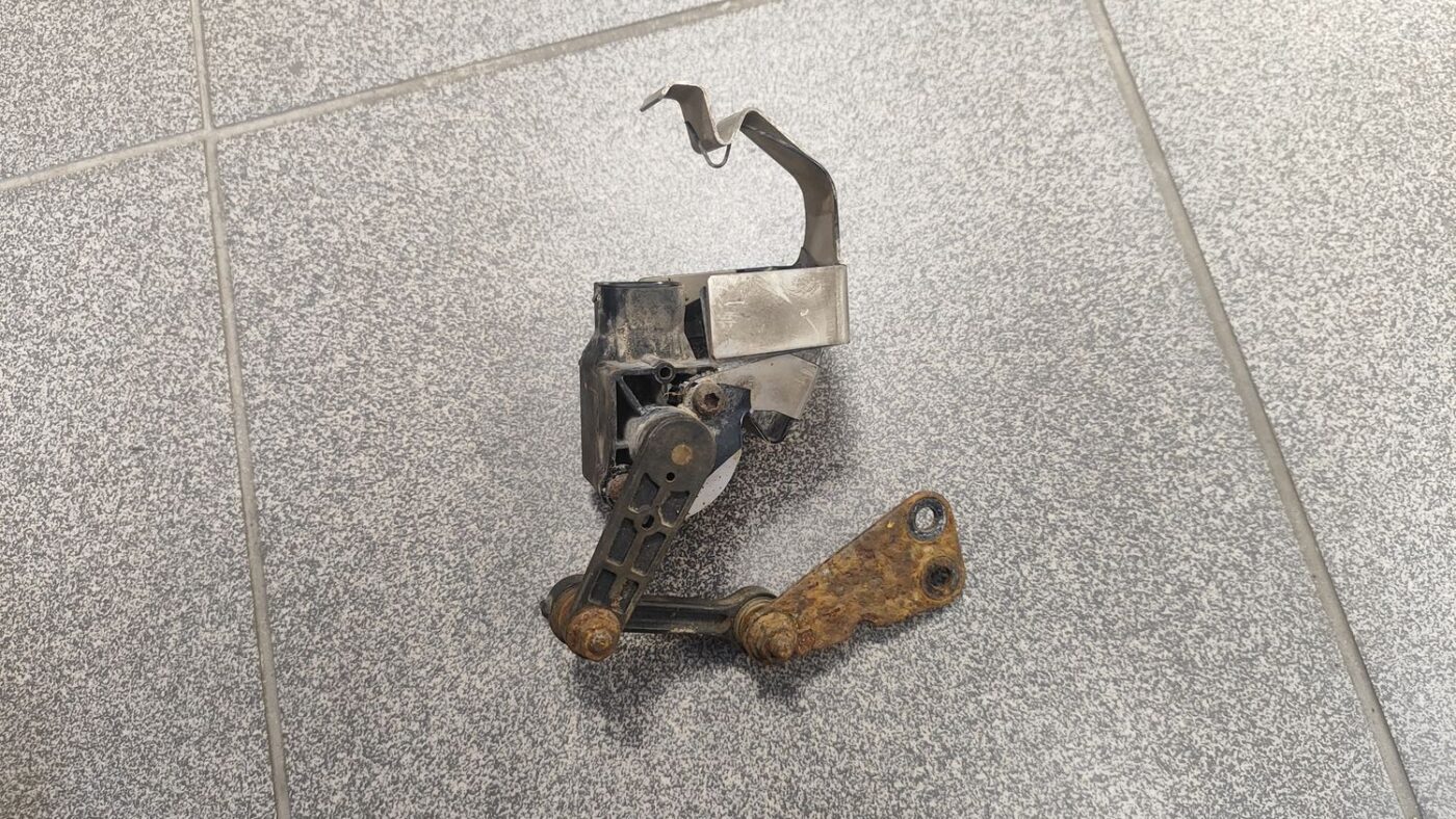 Lukturu diapazona korekcijas sensors, priekšā priekš VOLVO S80 2004 3 Lukturu diapazona korekcijas sensors, priekšā priekš VOLVO S80 2004