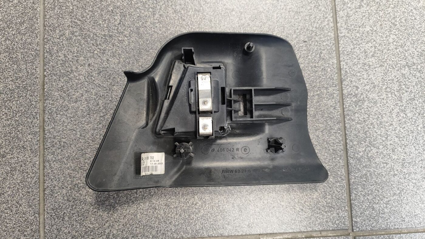 Aizmugurējā luktura vāks priekš BMW E46 COUPE Facelift 2004 5 Aizmugurējā luktura vāks priekš BMW E46 COUPE Facelift 2004