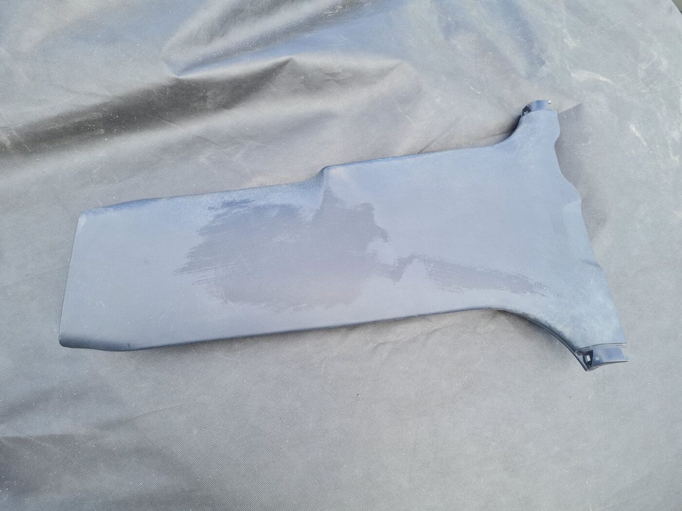 Vidējas salona statnes apdare priekš TOYOTA AVENSIS 2012