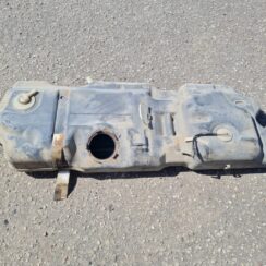 Degvielas tvertne priekš CHRYSLER GRAND VOYAGER 2004