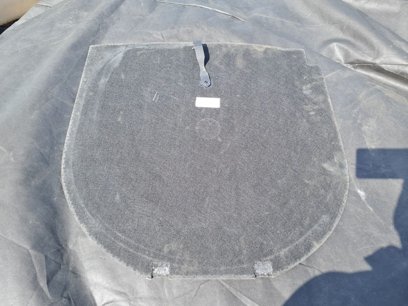 Bagāžnieka grīda priekš BMW 520D E60 2006 ENG.