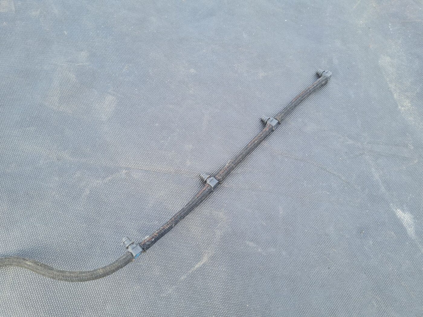 Degvielas atgriešanas caurule priekš BMW 520D E60 2006 ENG. 2 Degvielas atgriešanas caurule priekš BMW 520D E60 2006 ENG.