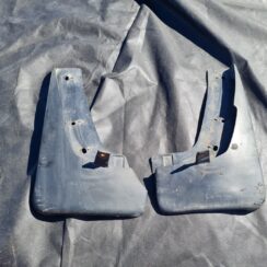 Aizmugurējo dubļusargu komplekts priekš NISSAN X-TRAIL 2008