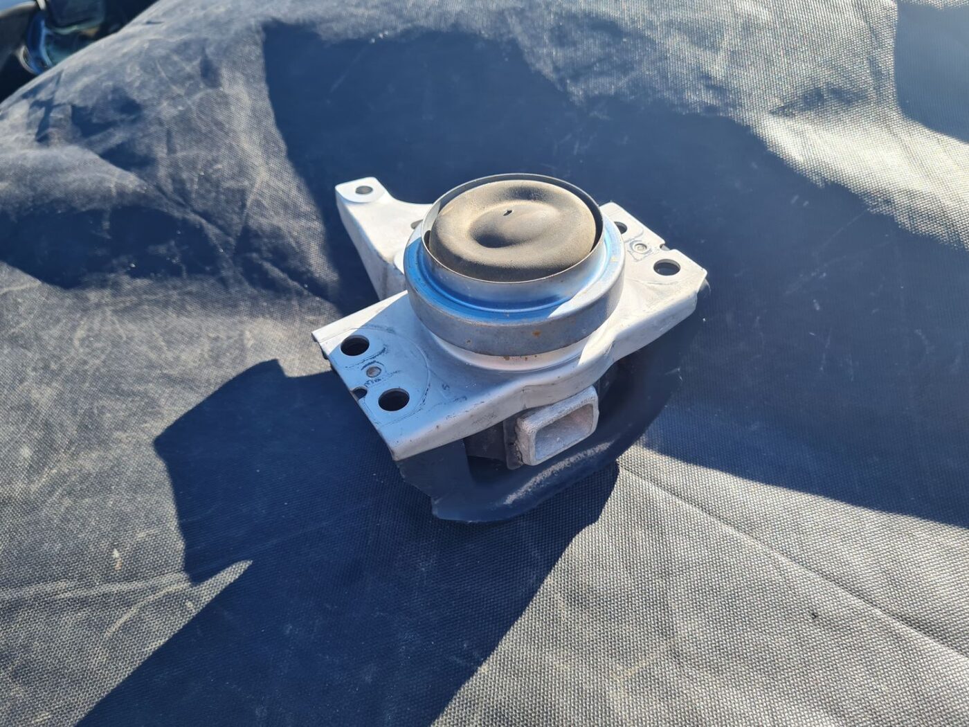 Dzinēja kronšteins priekš CITROEN PICASSO 2007 2 Dzinēja kronšteins priekš CITROEN PICASSO 2007