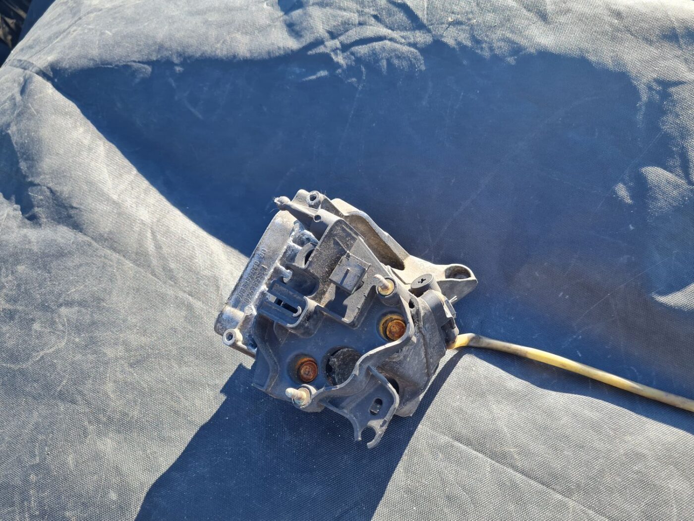 Degvielas filtra korpuss priekš CITROEN PICASSO 2007 4 Degvielas filtra korpuss priekš CITROEN PICASSO 2007