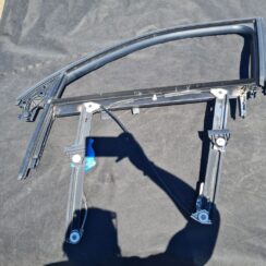 Durvju rāmis priekš AUDI A4 AVANT 2004