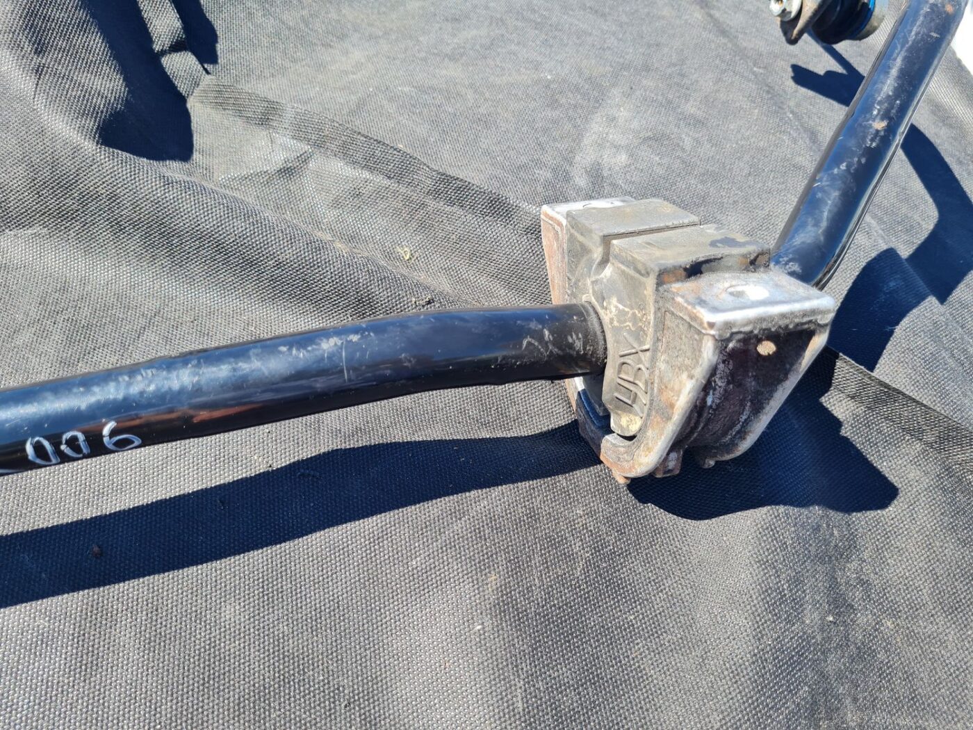 Priekšējais stabilizators priekš BMW 530D E61 2006 TOURING TITANSILVER 3 Priekšējais stabilizators priekš BMW 530D E61 2006 TOURING TITANSILVER