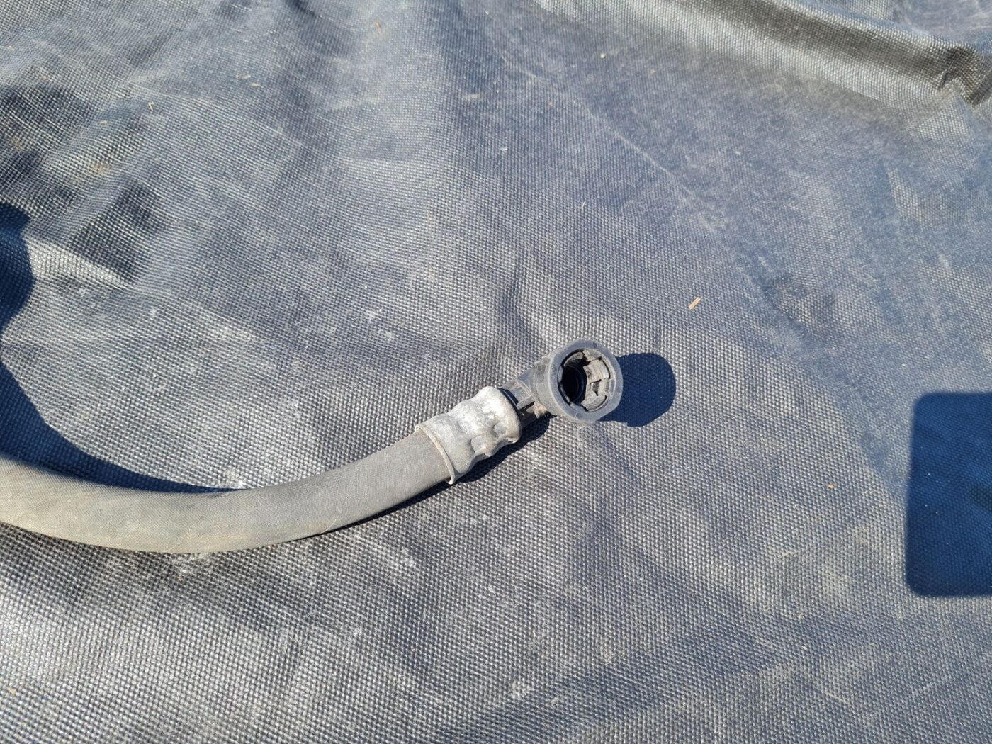 Pārnesumkārbas caurule priekš VOLVO S40 2007 3 Pārnesumkārbas caurule priekš VOLVO S40 2007