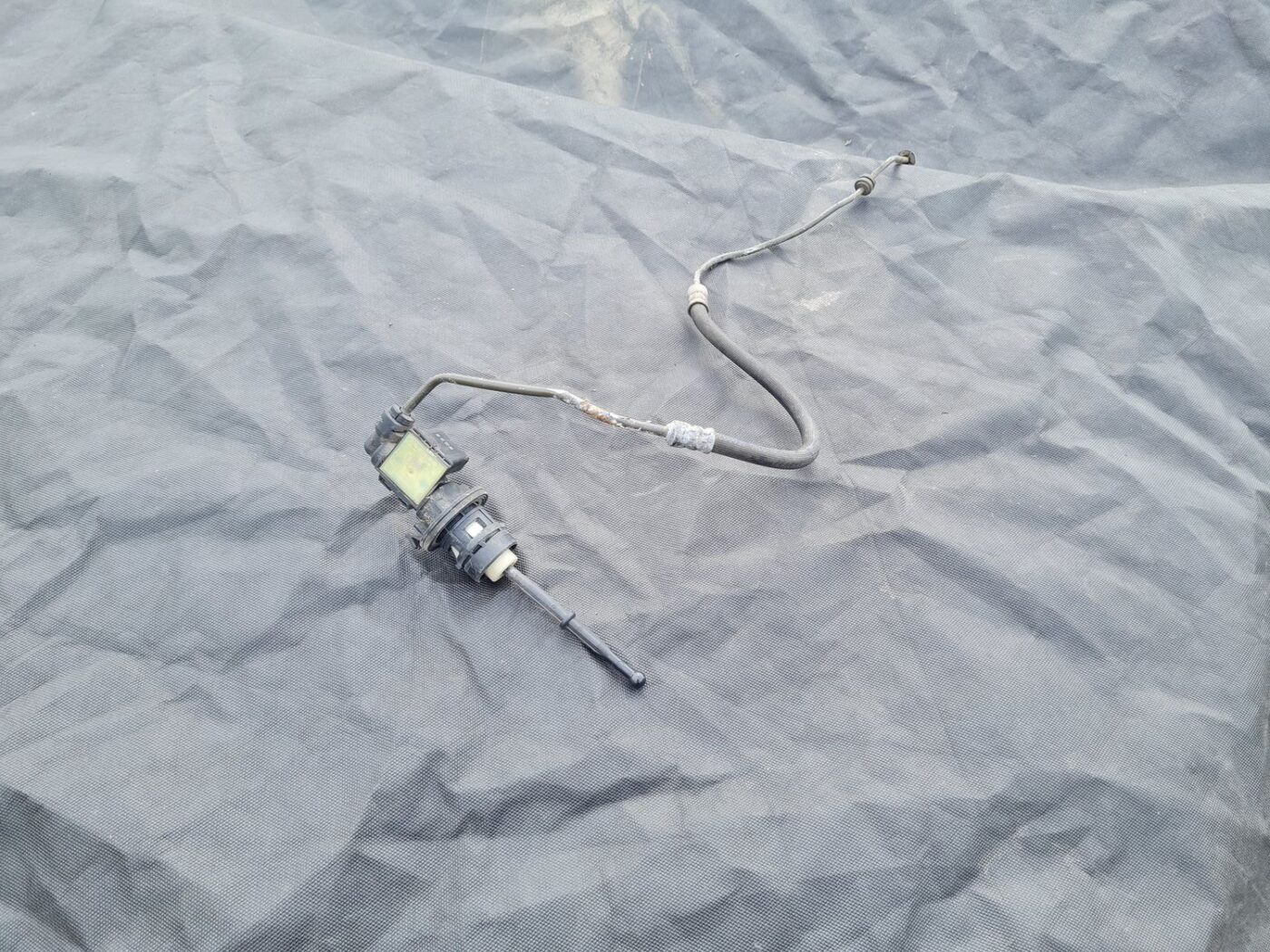 Sajūga galvenais cilindrs priekš VW GOLF 5 2006 1 Sajūga galvenais cilindrs priekš VW GOLF 5 2006