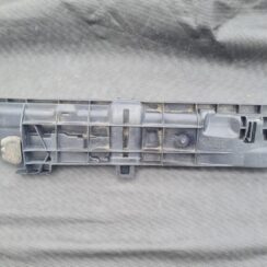 Radiatora kronšteins priekš BMW 330D E91 2008 TOURING