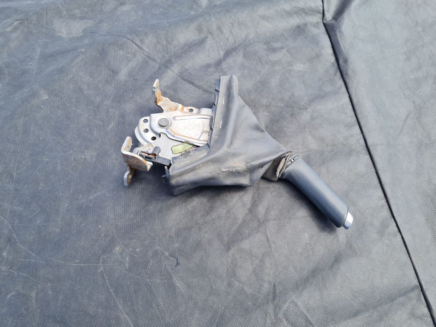 Stāvbremzes svira priekš OPEL ASTRA H 2005 GREEN