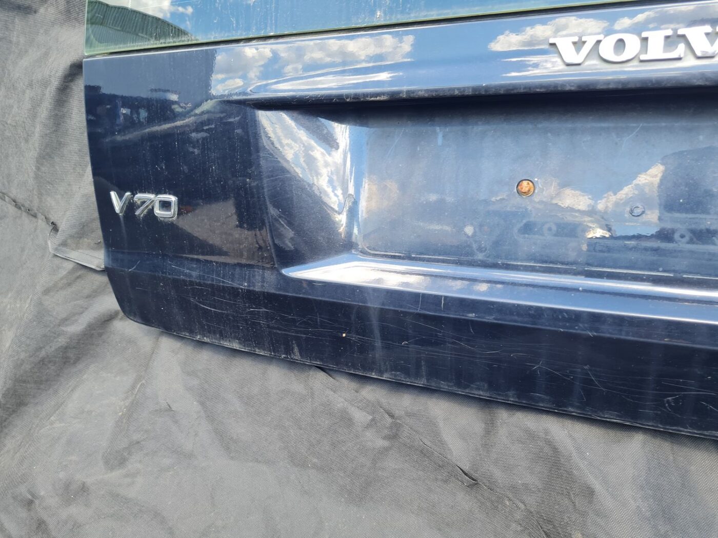 Bagāžnieka vāks priekš VOLVO V70 2007
