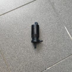 Mazgātāja šķidruma sūknis priekš VOLVO XC60 2009