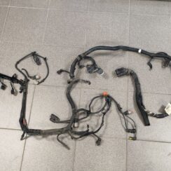 Dzinēja vadi priekš SAAB 9-3 2002