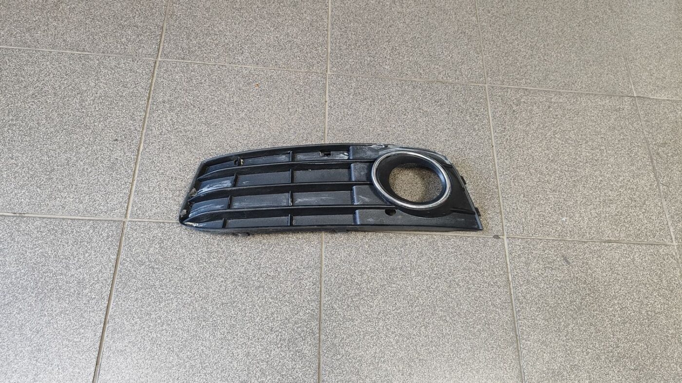 Miglas luktura reste, pa kreisi priekš AUDI A4 2008 AVANT