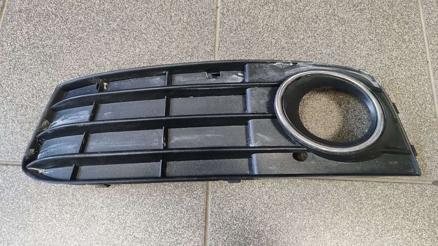 Miglas luktura reste, pa kreisi priekš AUDI A4 2008 AVANT