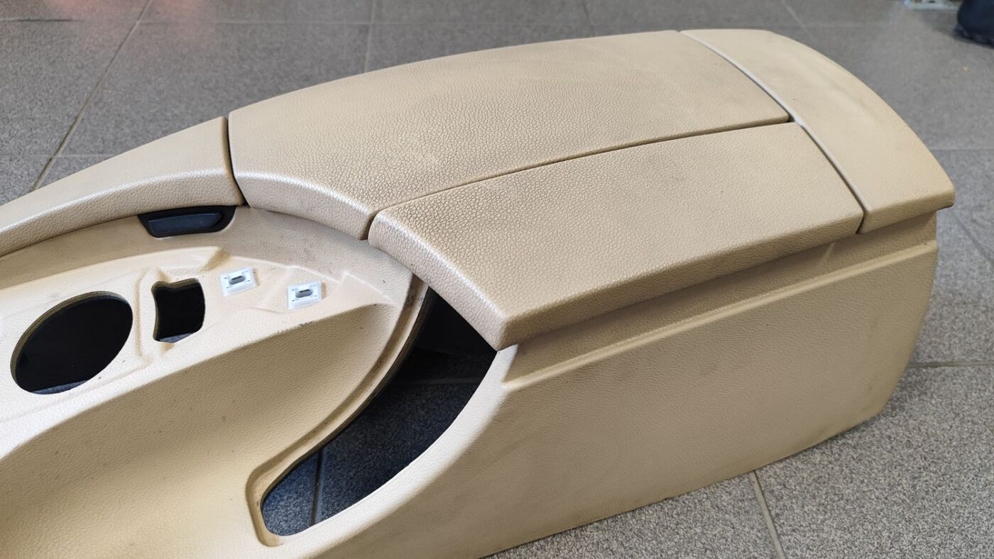 Centrālās konsoles apdares lielākā daļa priekš BMW 525 E60 2006 OLIVE