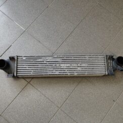 Interkūleris priekš VOLVO V70 2009