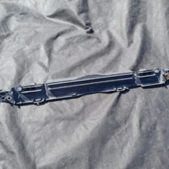 Radiatora kronšteins priekš TOYOTA VERSO 2012