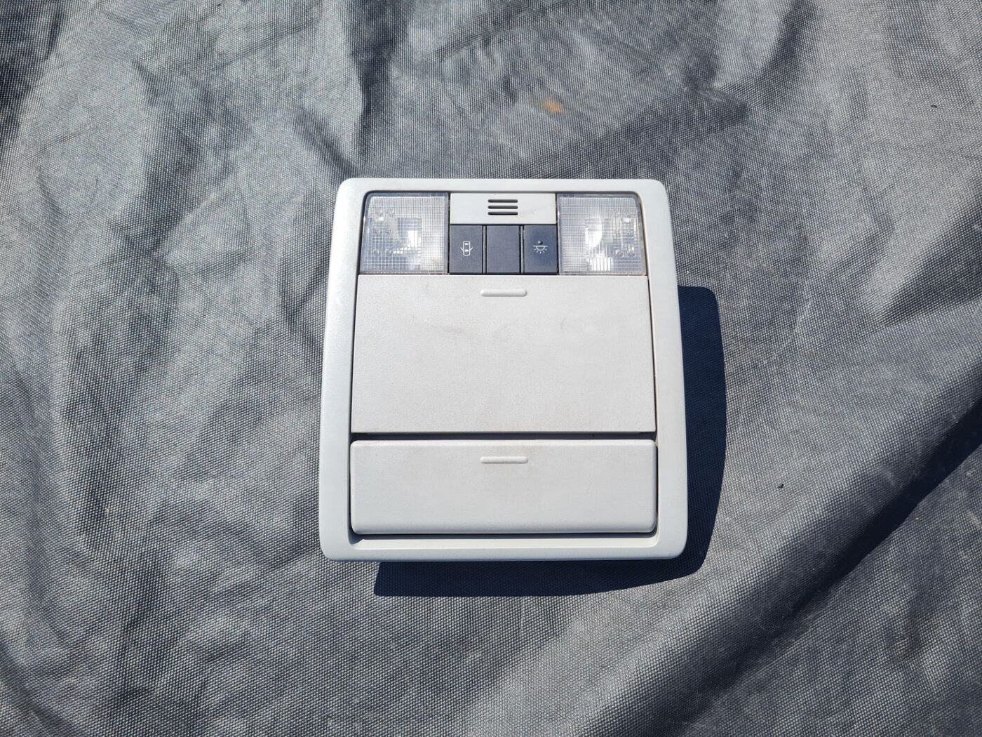 Salona apgaismojuma panelis priekš TOYOTA VERSO 2012