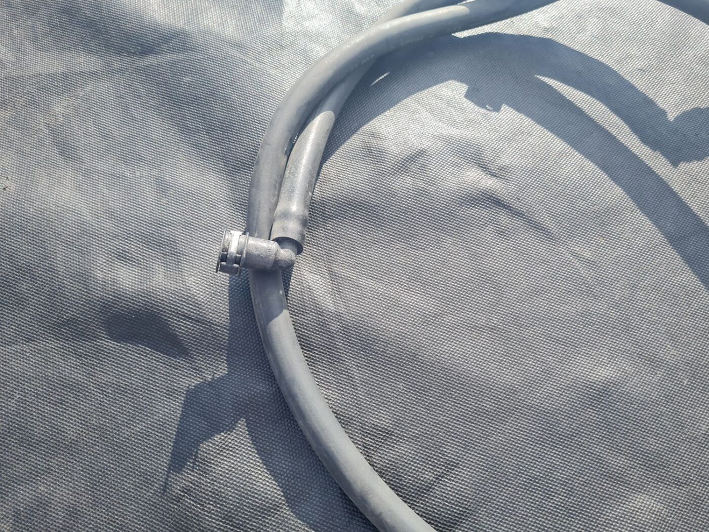 Lukturu mazgātāja sprauslas šļūtene priekš VW GOLF VARIANT 2012 7 Lukturu mazgātāja sprauslas šļūtene priekš VW GOLF VARIANT 2012