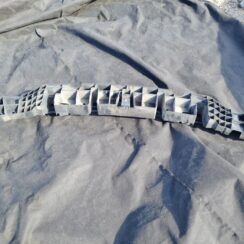 Aizmugurēja bufera kronšteins priekš RENAULT LAGUNA 2011