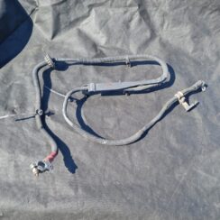 Pozitīvais elektrovads priekš AUDI A4 2003