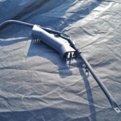 Radiatora kronšteins priekš BMW 525 E60 2006 OLIVE