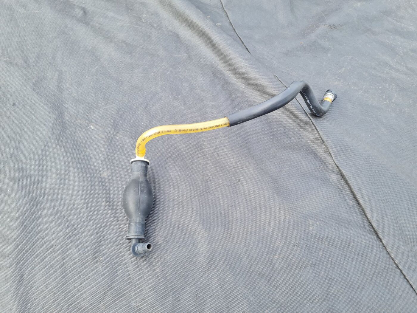 Degvielas caurule priekš RENAULT MEGANE 2011 2 Degvielas caurule priekš RENAULT MEGANE 2011