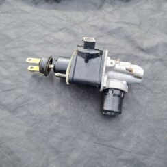 Bremžu pastiprinātāja galvenais cilindrs priekš MERCEDES BENZ CLS 320 2005