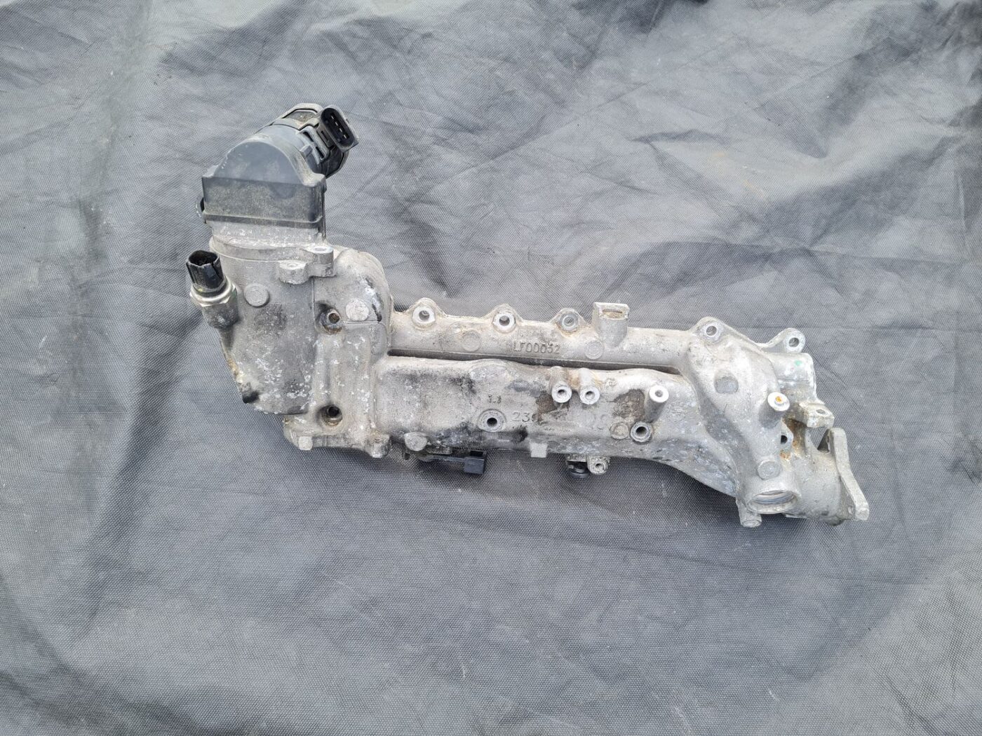 EGR vārsts priekš MERCEDES BENZ CLS 320 2005