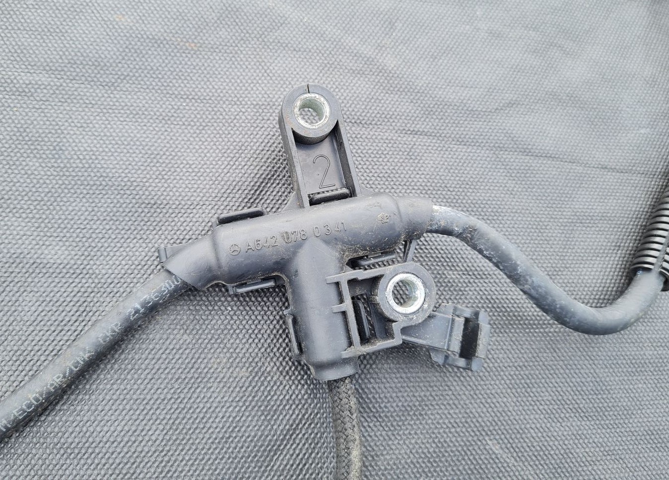 Degvielas atgriešanas caurule priekš MERCEDES BENZ CLS 320 2005 5 Degvielas atgriešanas caurule priekš MERCEDES BENZ CLS 320 2005