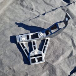 Aizmugurēja bufera kronšteins priekš OPEL VECTRA C 2008