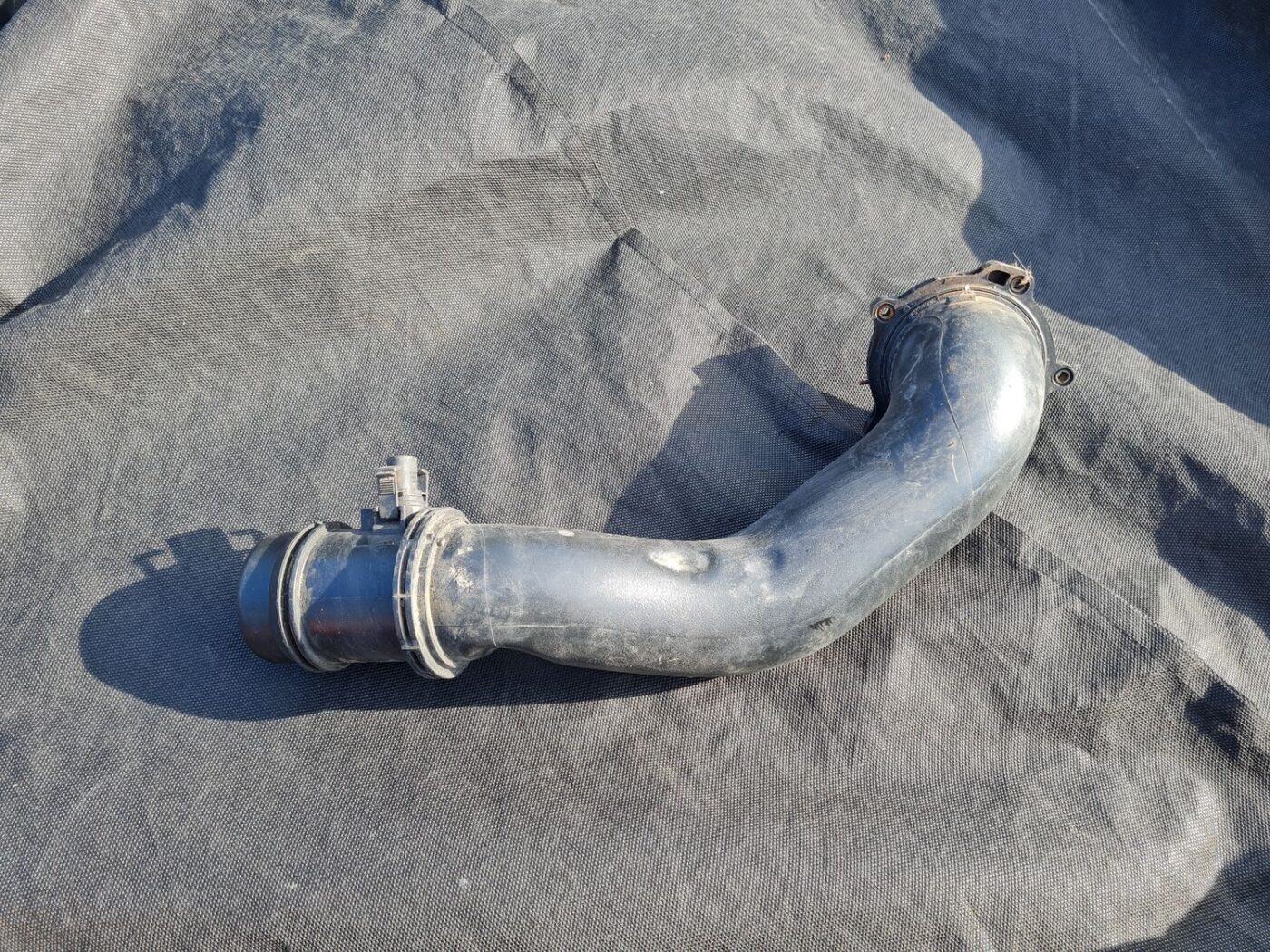 Droseļvārsta gaisa vads priekš MERCEDES BENZ E250 W212 2014