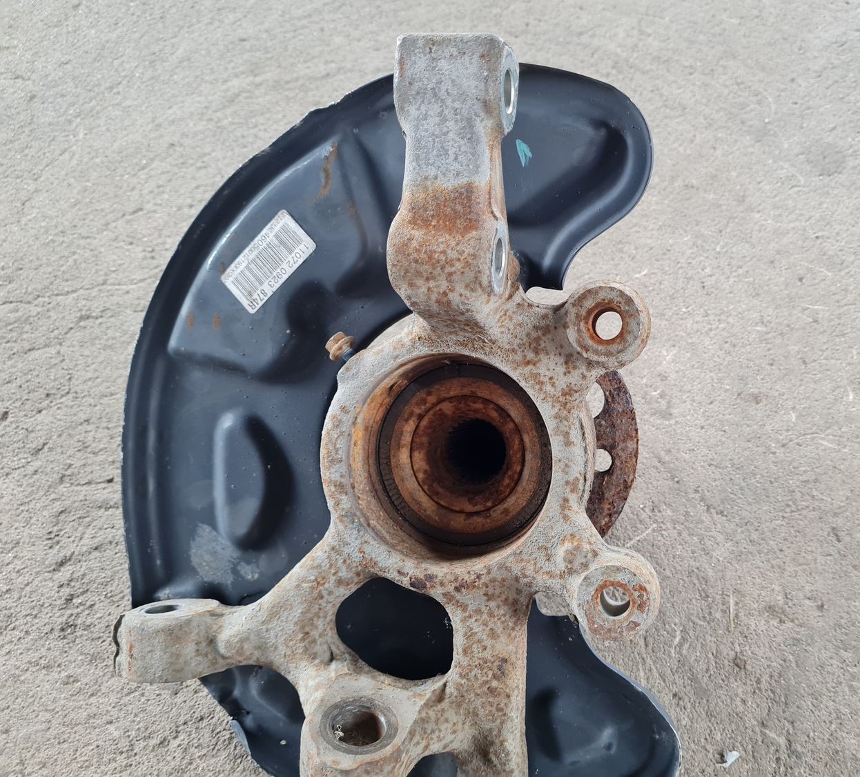 Stūres šarnīrs priekšā pa labi priekš MERCEDES BENZ E250 W212 2014